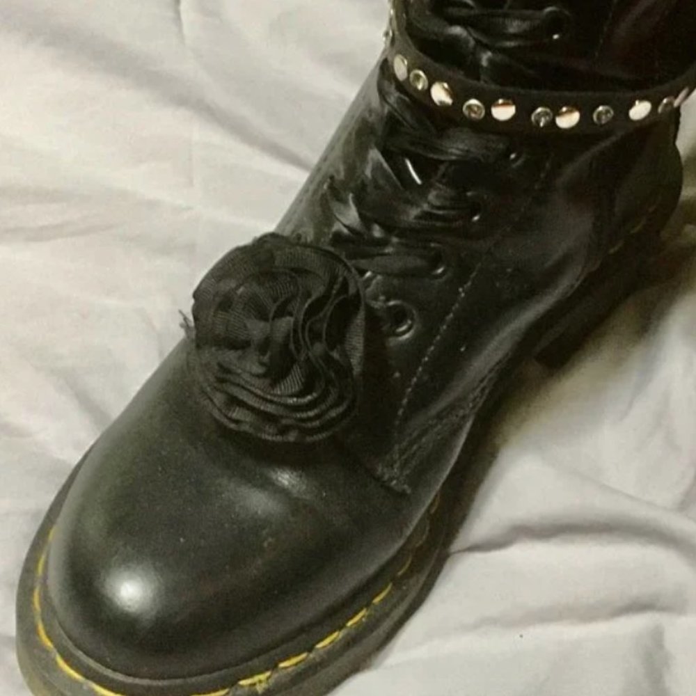 Awesome Accessories for Boots, Shoes, Hats, and Hair